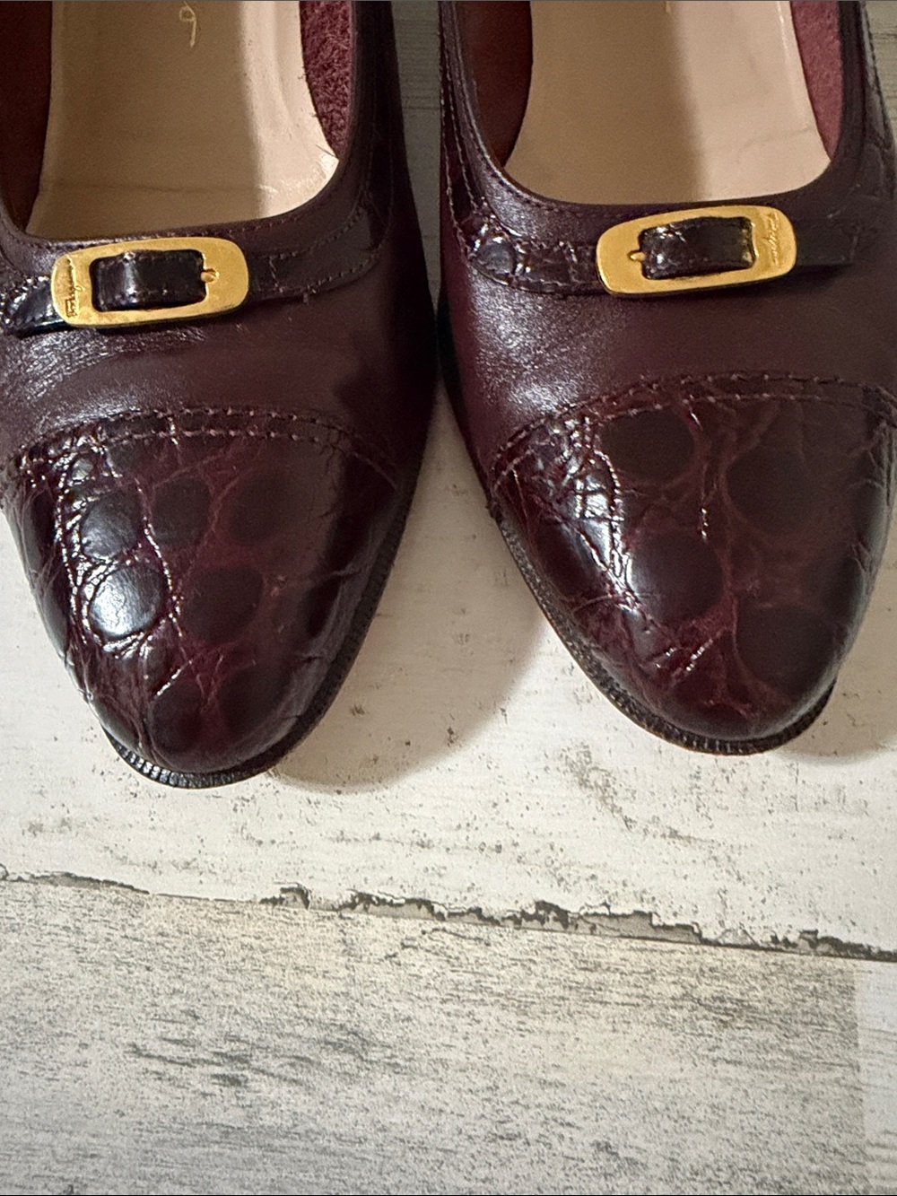 Salvatore Ferragamo Burgundy Croc-Accent Leather Pumps with Gold Buckle - Picture 4 of 11